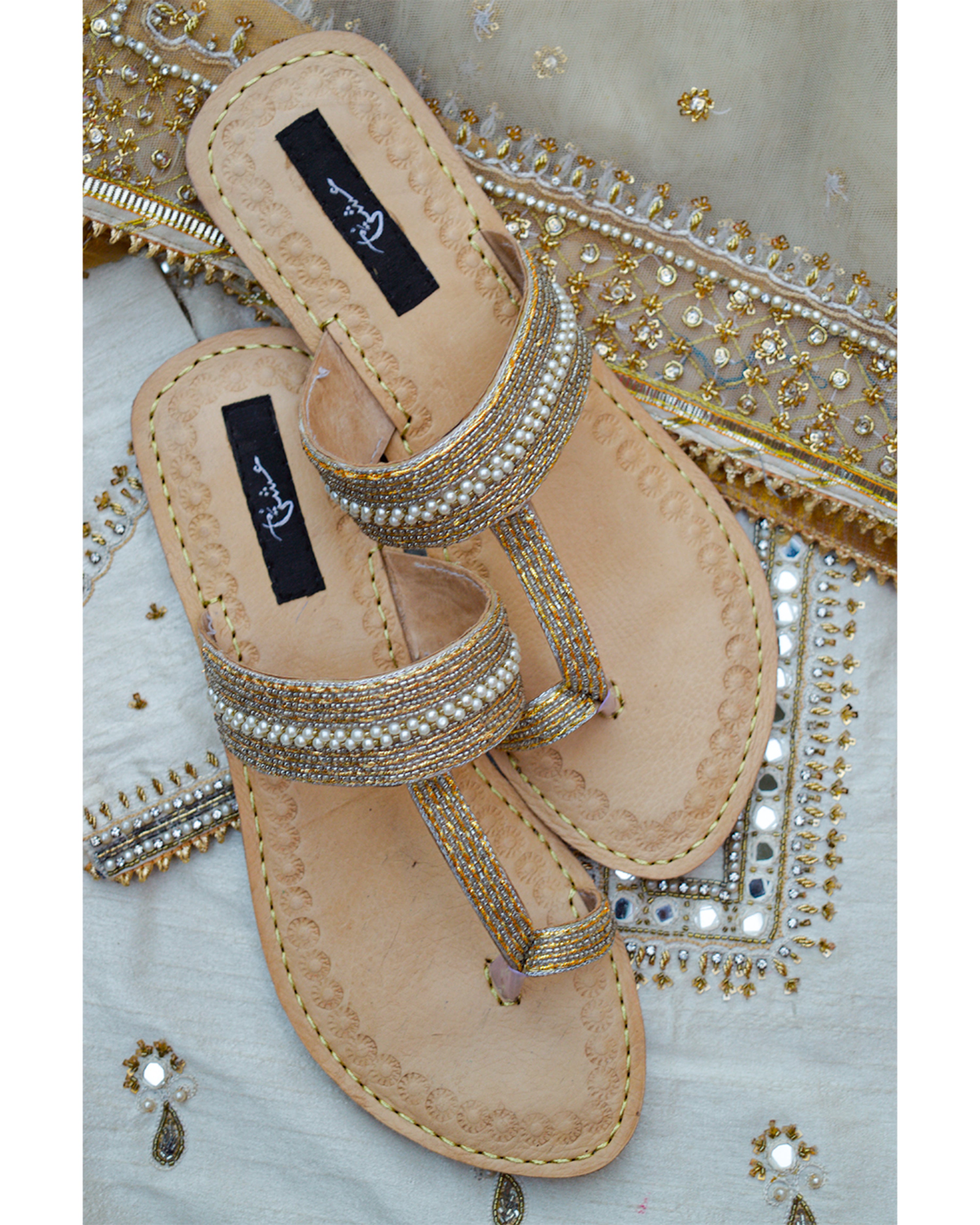 WHITE RANGREZ ROYAL  - KOLAPORI