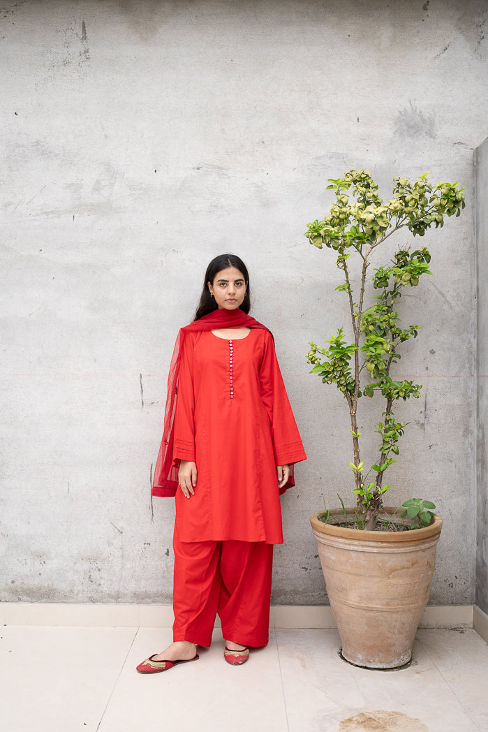 RED MINIMAL CHIC - STITCHED